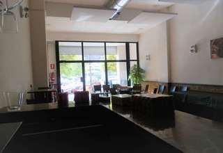 Commercial premise for sale in Valencia. 